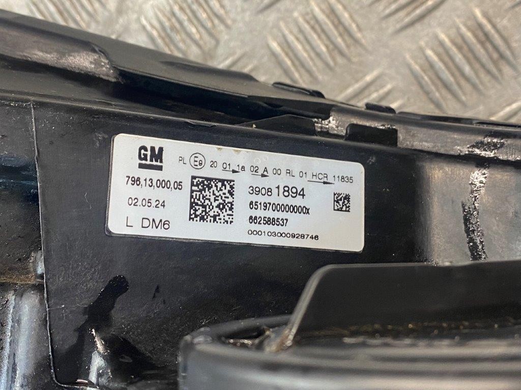 15-19 VAUXHALL ASTRA K MK7 5 DOOR PASSENGER SIDE HEADLIGHT/LED DRL (BROKEN LUGS) - Thumbnail 10