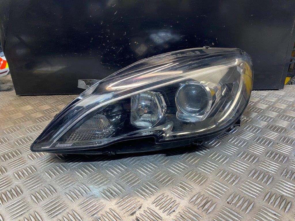 17-19 PEUGEOT 308 MK2 N/S PASSENGER NEAR SIDE HEADLIGHT (BROKEN LUGS) - Thumbnail 2