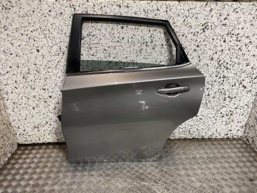 14-18 NISSAN PULSAR C13 PASSENGER NEAR SIDE REAR DOOR GREY PAINT K51 (SCRATCHED)