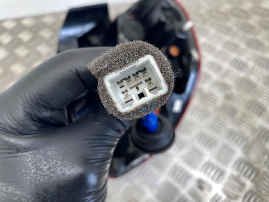 24-27 KIA PICANTO MK3 GT LINE N/S PASSENGER NEAR SIDE REAR LIGHT (LED LIGHT) - Thumbnail 9