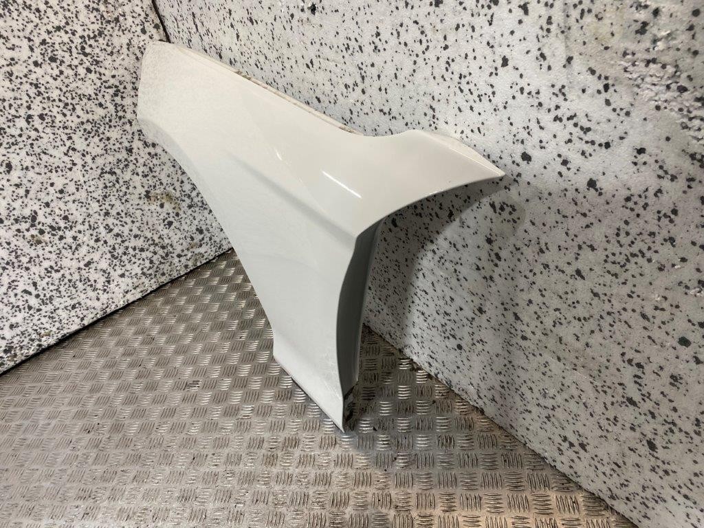 15-19 BMW 118D F20 PASSENGER SIDE FRONT WING WHITE PAINT CODE 300 (PLS READ) - Thumbnail 6