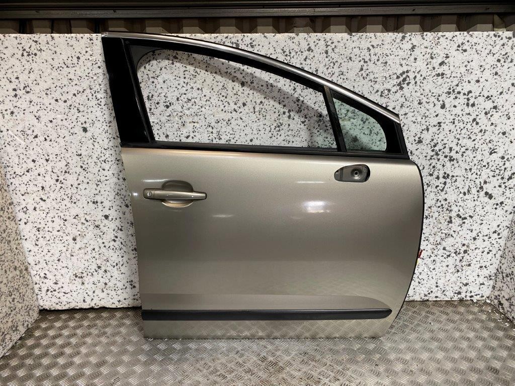 09-17 PEUGEOT 3008 O/S/F DRIVER SIDE FRONT DOOR GREY PAINT CODE EVG (PLS READ) - Thumbnail 11