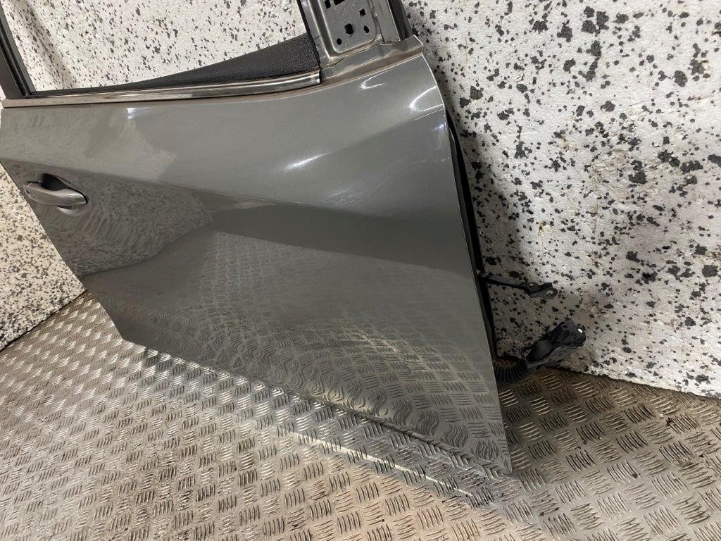 14-18 NISSAN PULSAR C13 O/S/F DRIVER OFF SIDE FRONT DOOR GREY PAINT CODE K51 - Thumbnail 8