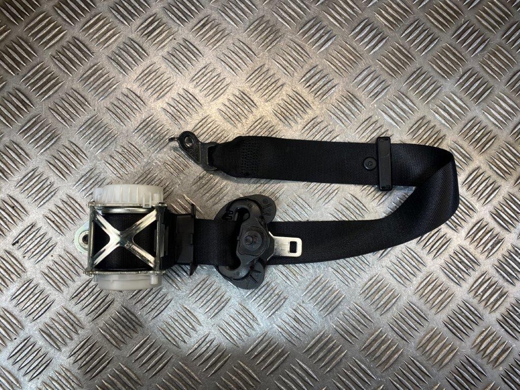 15-19 BMW 118D F20 O/S/F DRIVER OFF SIDE FRONT SEAT BELT 7243308