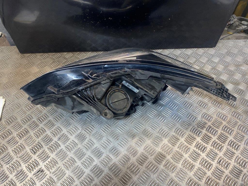 15-19 VAUXHALL ASTRA K MK7 5 DOOR DRIVER OFF SIDE HEADLIGHT/LED DRL (SCRACTHED) - Thumbnail 6