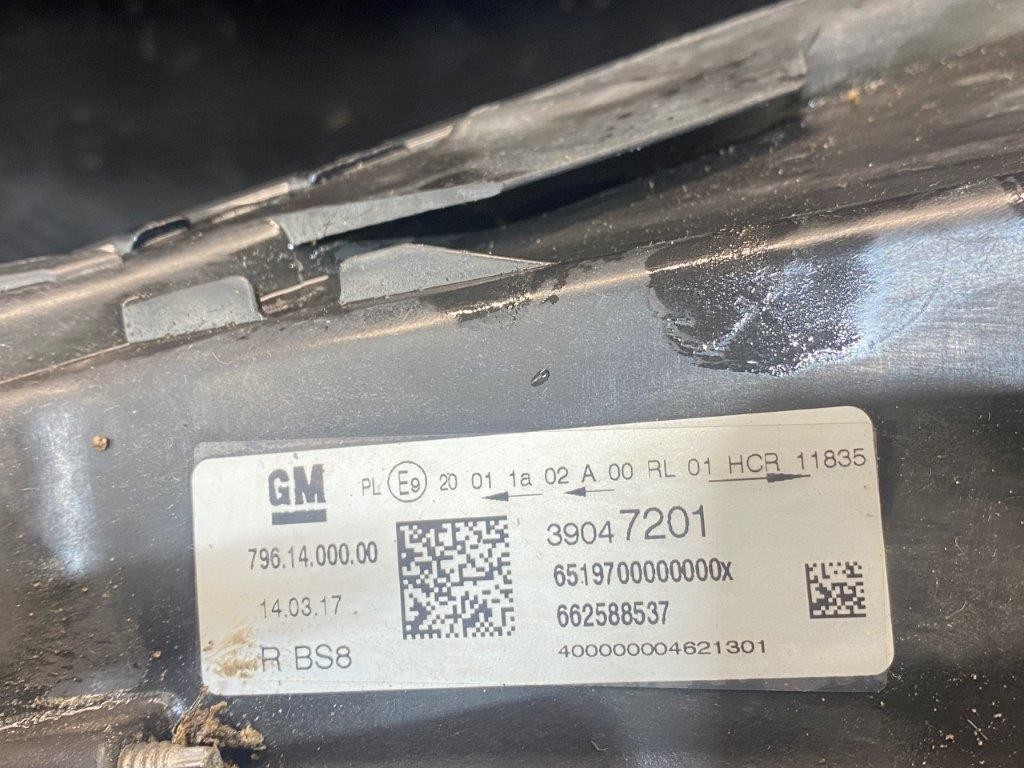 15-19 VAUXHALL ASTRA K MK7 5 DOOR DRIVER OFF SIDE HEADLIGHT/LED DRL (SCRACTHED) - Thumbnail 10