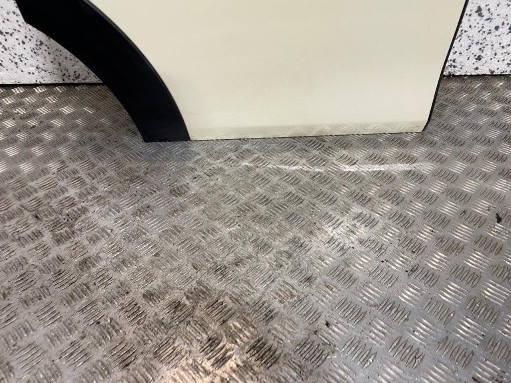 14-18 MINI COOPER D F55 5 DOOR DRIVER SIDE REAR DOOR WHITE PAINT 850 (PLS READ) - Thumbnail 3