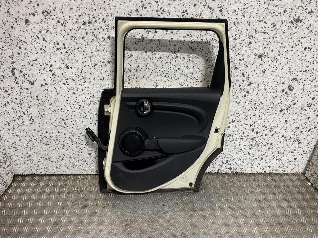 14-18 MINI COOPER D F55 5 DOOR DRIVER SIDE REAR DOOR WHITE PAINT 850 (PLS READ) - Thumbnail 12