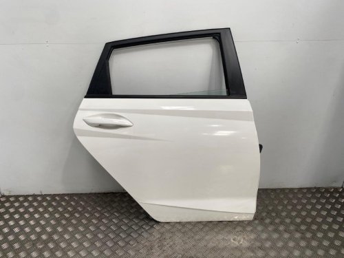 20-26 HYUNDAI I20 MK3 O/S/R DRIVER OFF SIDE REAR DOOR WHITE PAINT CODE SAW