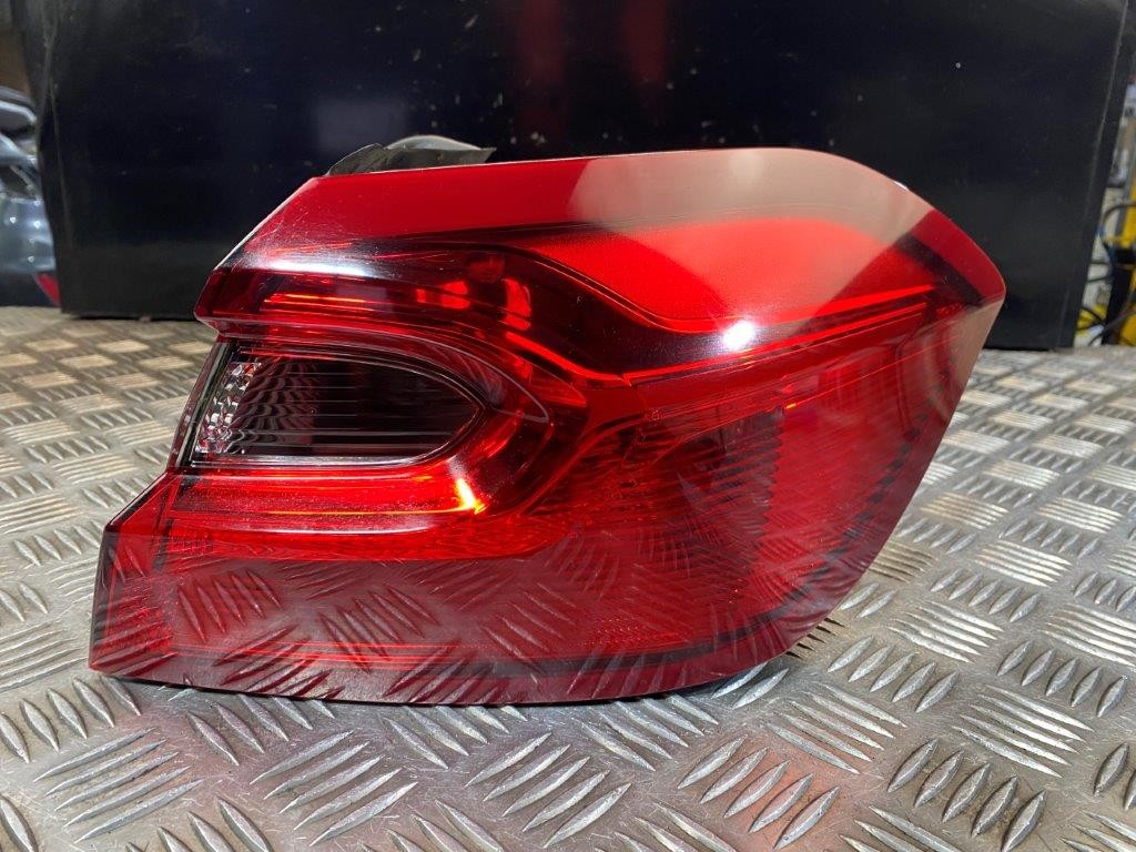 17-22 FORD FIESTA MK8 3/5 DOOR O/S DRIVER OFF SIDE REAR LIGHT