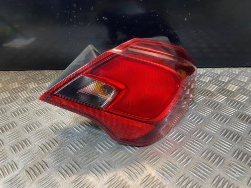 15-19 VAUXHALL CORSA E 5 DOOR O/S DRIVER OFF SIDE REAR LIGHT