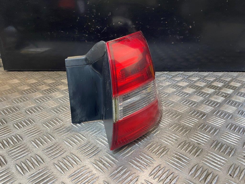 17-21 PEUGEOT 308 MK2 SW ESTATE  5 DOOR O/S DRIVER OFF SIDE REAR LIGHT - Thumbnail 4