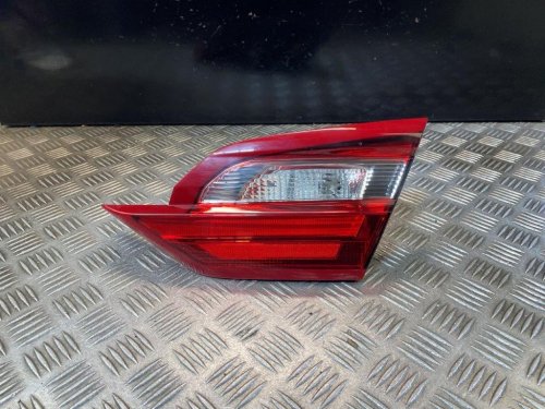 17-22 FORD FIESTA MK8 3/5 DOOR O/S DRIVER OFF SIDE TAILGATE INNER REAR LIGHT