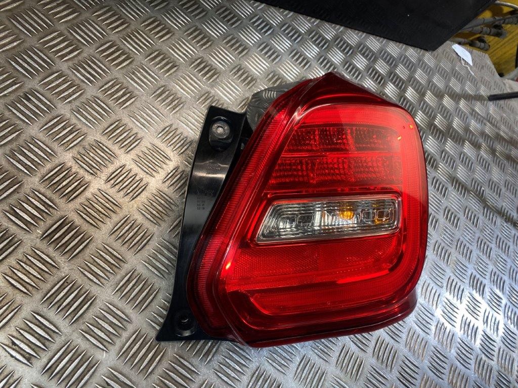 17-20 SUZUKI SWIFT MK3 A2L O/S DRIVER OFF SIDE REAR LIGHT (PLS READ) - Thumbnail 3