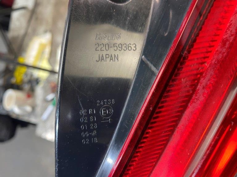 17-20 SUZUKI SWIFT MK3 A2L O/S DRIVER OFF SIDE REAR LIGHT (PLS READ) - Thumbnail 9
