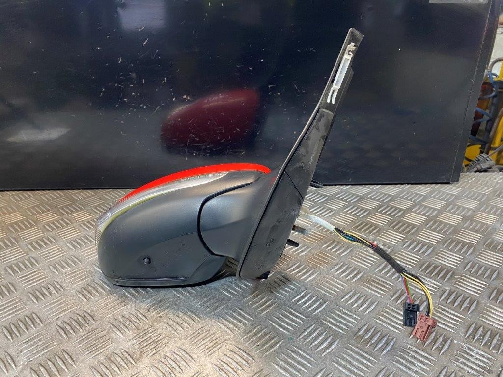 16-20 CITROEN C3 MK3 DRIVER OFF SIDE WING MIRROR RED (SCRATCHED) - Thumbnail 7