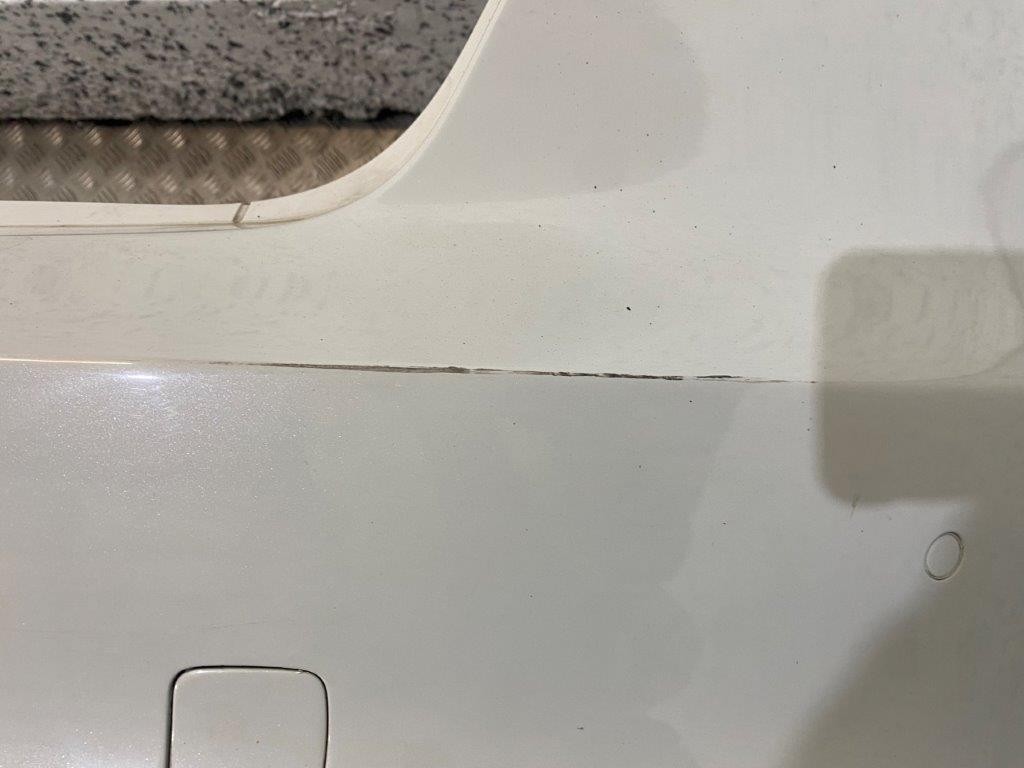 12-17 AUDI A5 8T HATCH S LINE REAR BUMPER WHITE PAINT CODE LS9R (SCRATCHED) - Thumbnail 12