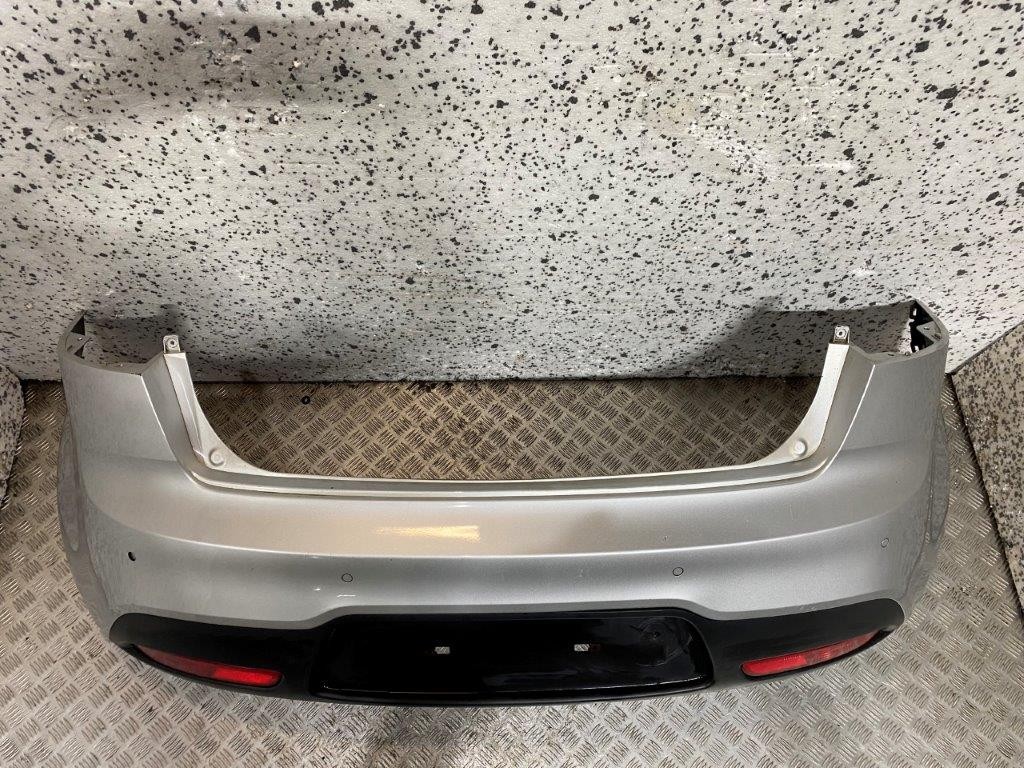 15-17 KIA RIO MK3 5 DOOR HATCH REAR BUMPER SILVER PAINT CODE 3D (PLS READ) - Thumbnail 4