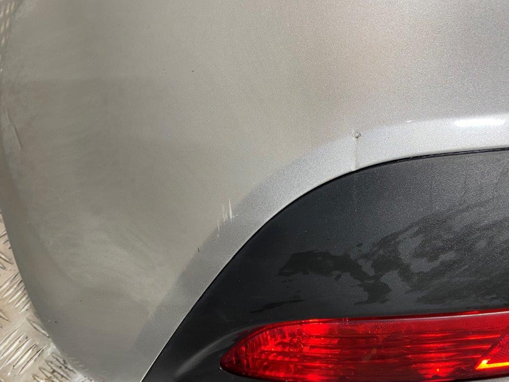15-17 KIA RIO MK3 5 DOOR HATCH REAR BUMPER SILVER PAINT CODE 3D (PLS READ) - Thumbnail 6