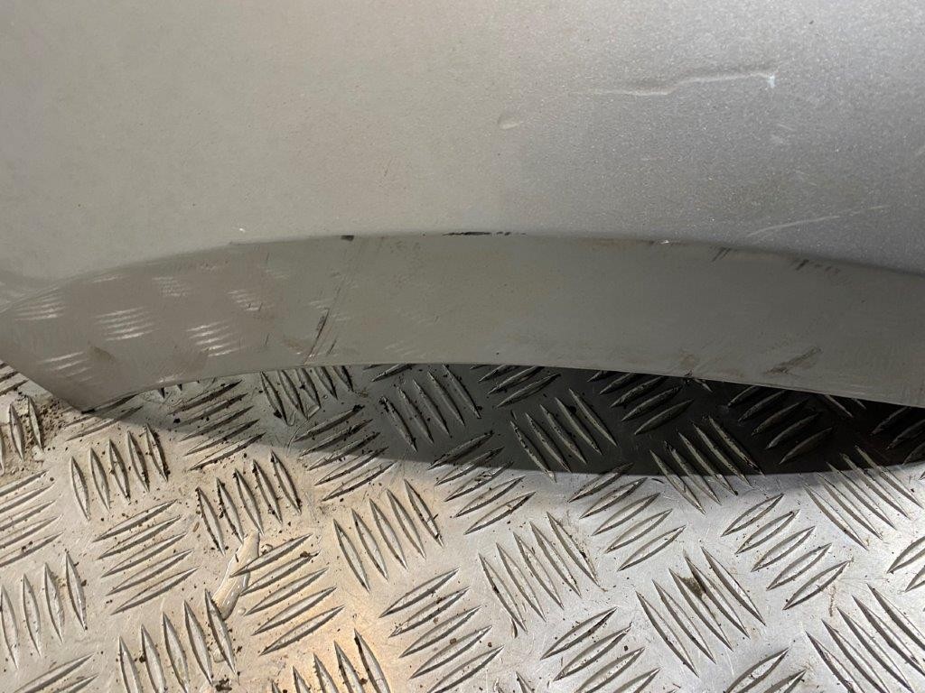 15-17 KIA RIO MK3 5 DOOR HATCH REAR BUMPER SILVER PAINT CODE 3D (PLS READ) - Thumbnail 7