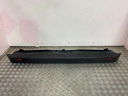 14-19 VAUXHALL VIVARO B REAR BUMPER MATT BLACK (SCRATCHED)