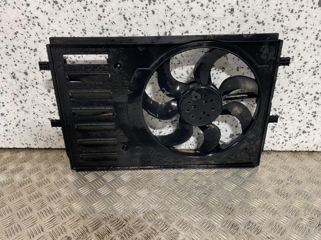 10-18 AUDI A1 8X 1.4 PETROL RADIATOR COOLING FAN 6R0959455D - Thumbnail 4