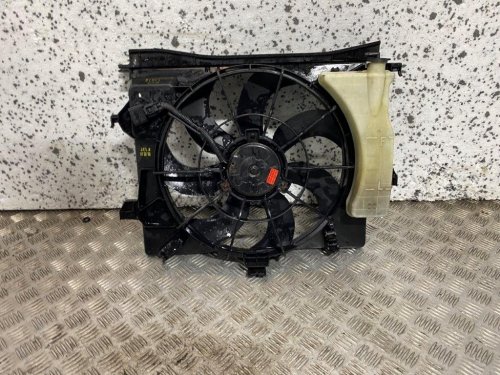 15-17 KIA RIO MK3 1.2 PETROL RADIATOR COOLING FAN 253801W002