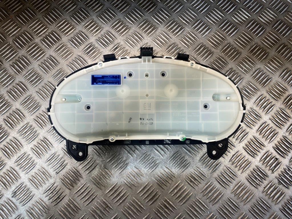 15-19 VAUXHALL ASTRA K MK7 1.4 PETROL MANUAL SPEEDO METER CLOCKS 39102853 - Thumbnail 4