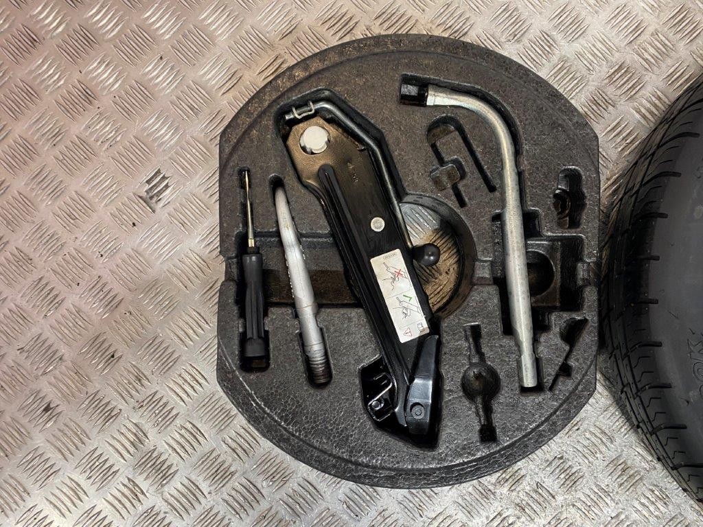 08-14 VW SCIROCCO JACK SET/16" INCH 5 STUD SPACE SAVER SPARE WHEEL 125 70 16 - Thumbnail 3