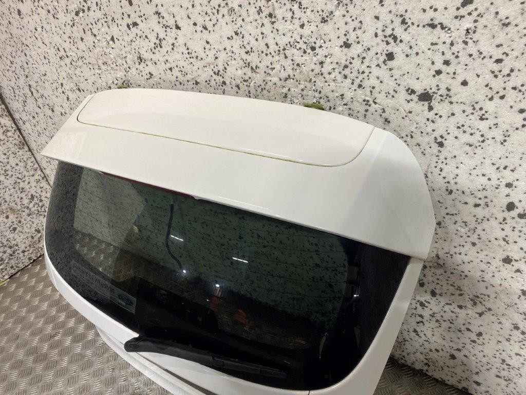 12-17 FORD FIESTA MK7 3/5 DOOR TAILGATE FROZEN WHITE - Thumbnail 7