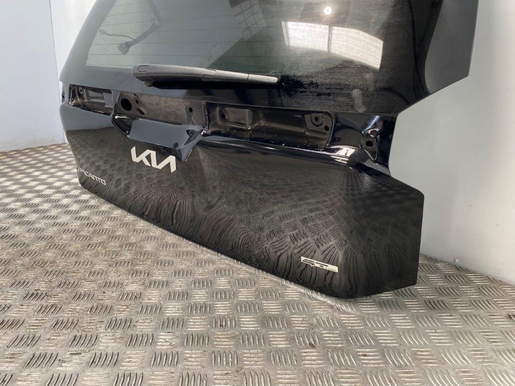 24-27 KIA PICANTO MK3 GT LINE TAILGATE BLACK PAINT CODE ABP (PLS READ) - Thumbnail 7