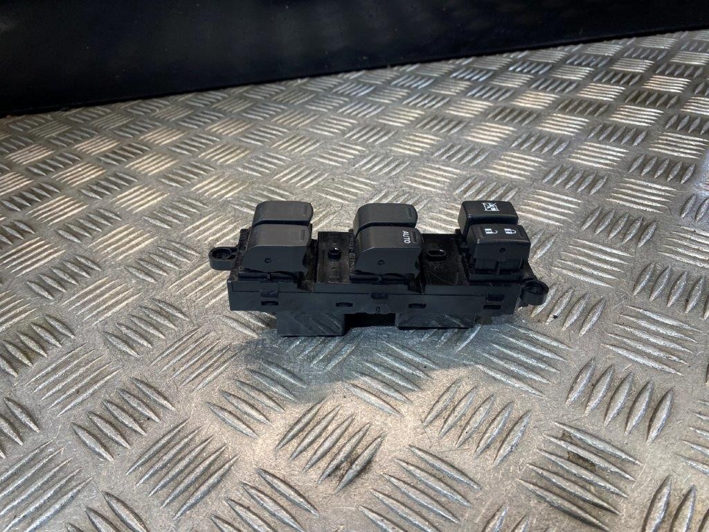 17-20 SUZUKI SWIFT MK3 A2L DRIVER SIDE FRONT WINDOW CONTROL SWITCH 37990-52R80 - Thumbnail 4