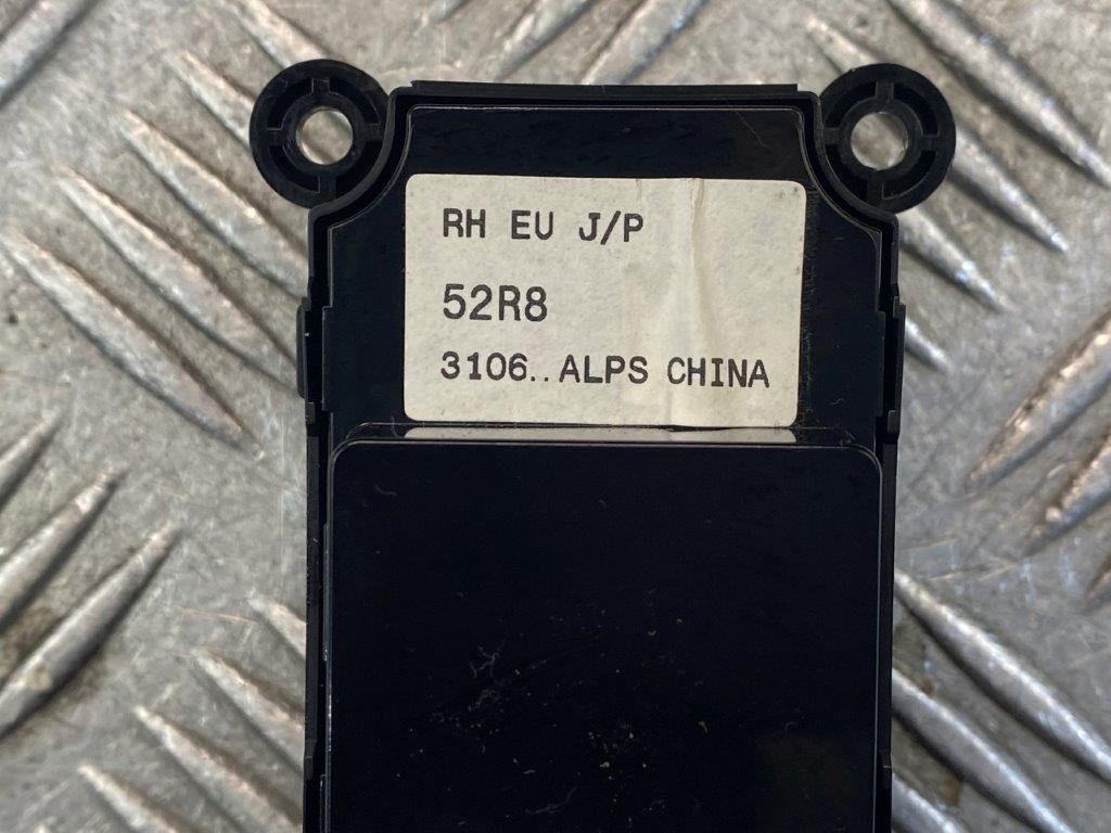 17-20 SUZUKI SWIFT MK3 A2L DRIVER SIDE FRONT WINDOW CONTROL SWITCH 37990-52R80 - Thumbnail 6