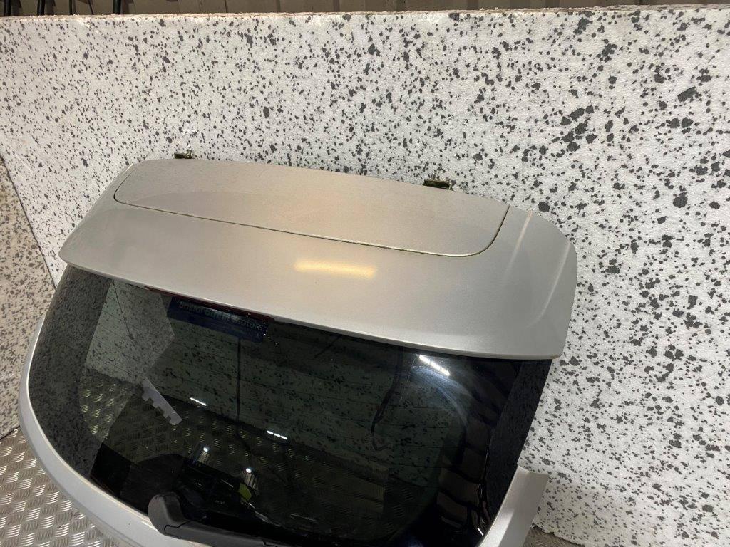 11-15 FORD FOCUS ZETEC 105 C346 5 Door Hatchback MK3 Tailgate Moondust Silver - Thumbnail 7